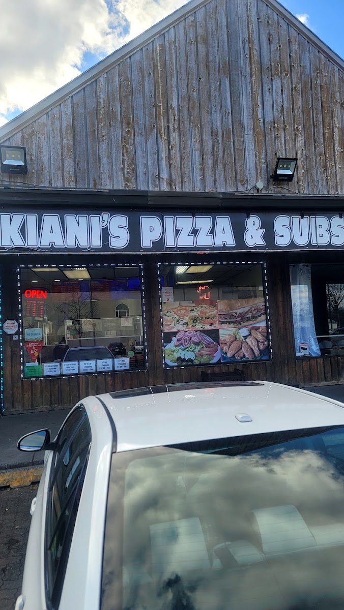 New Kiani's Pizza & Subs